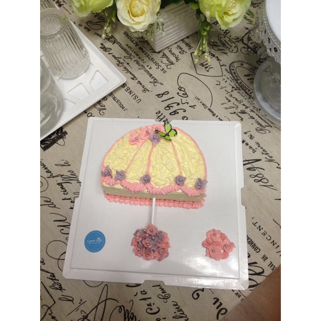 太阳伞奶油创意蛋糕