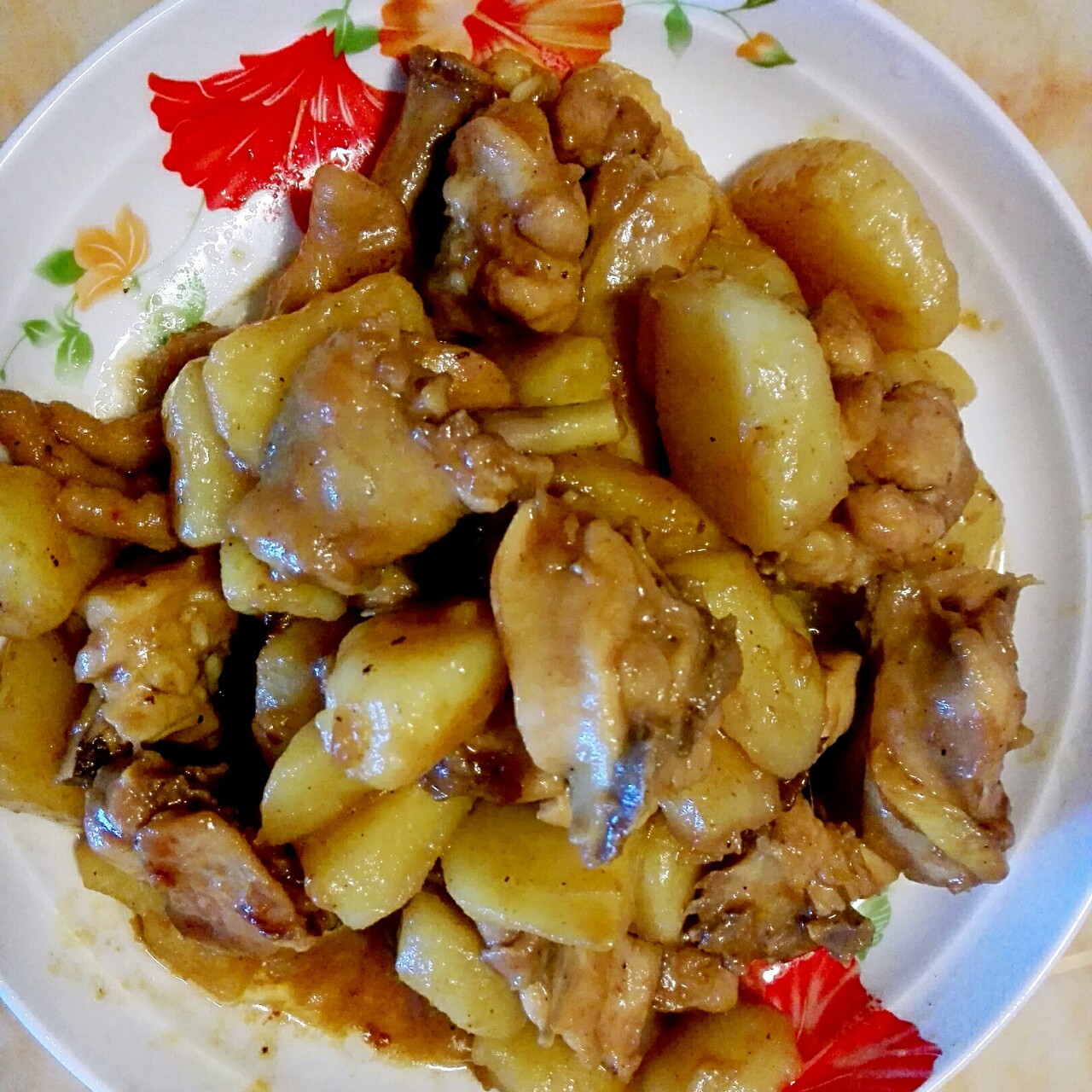 土豆焖鸡（简单可口版）