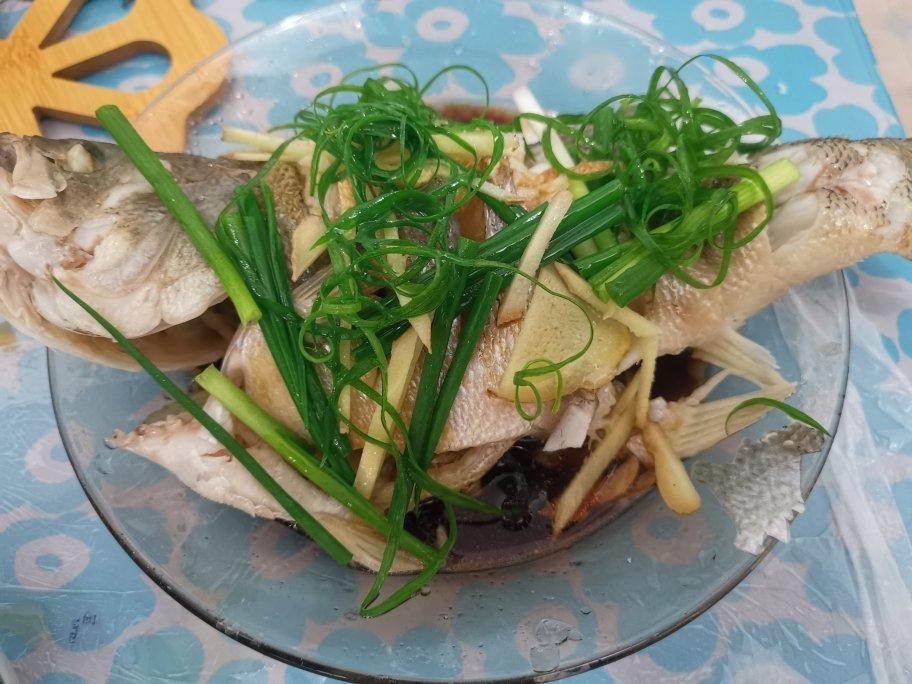清蒸鲈鱼