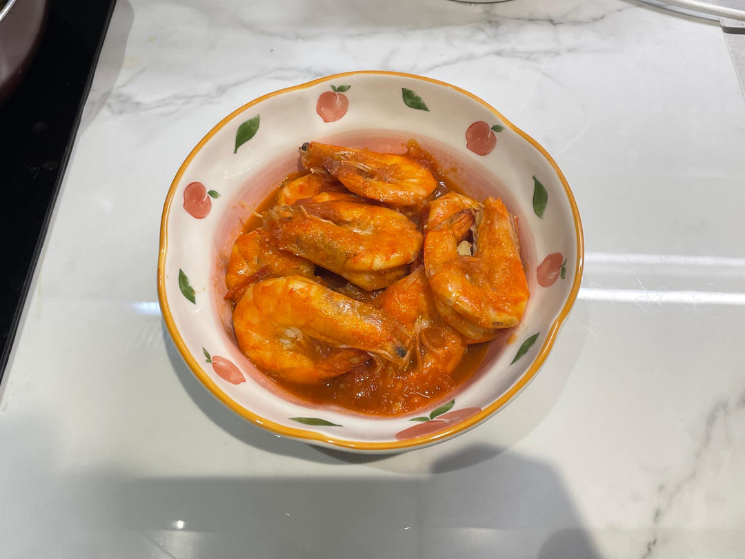 厨师长教你：“番茄烧大虾”的家常做法，酸酸甜甜，营养美味