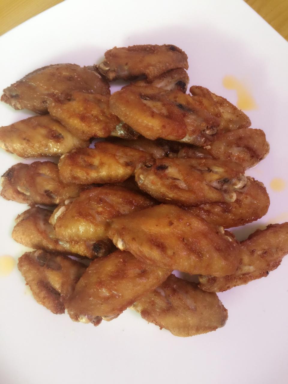 香脆辣味炸鸡翅