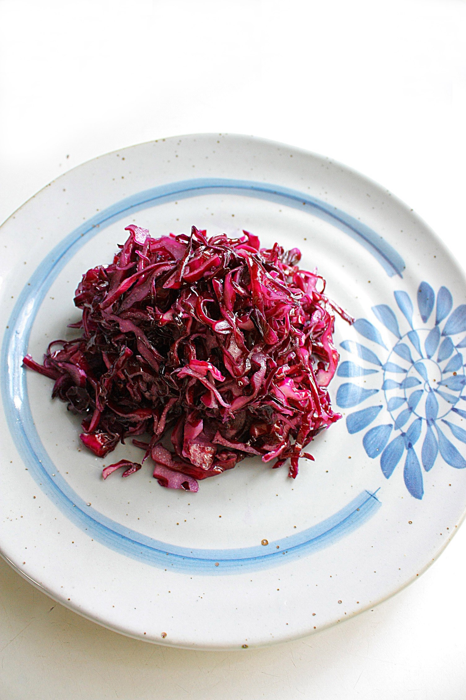 脆而清淡的素食凉拌紫包菜的做法
