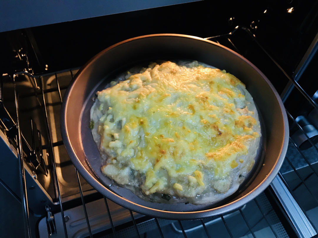 万能的手抓饼皮——香蕉披萨