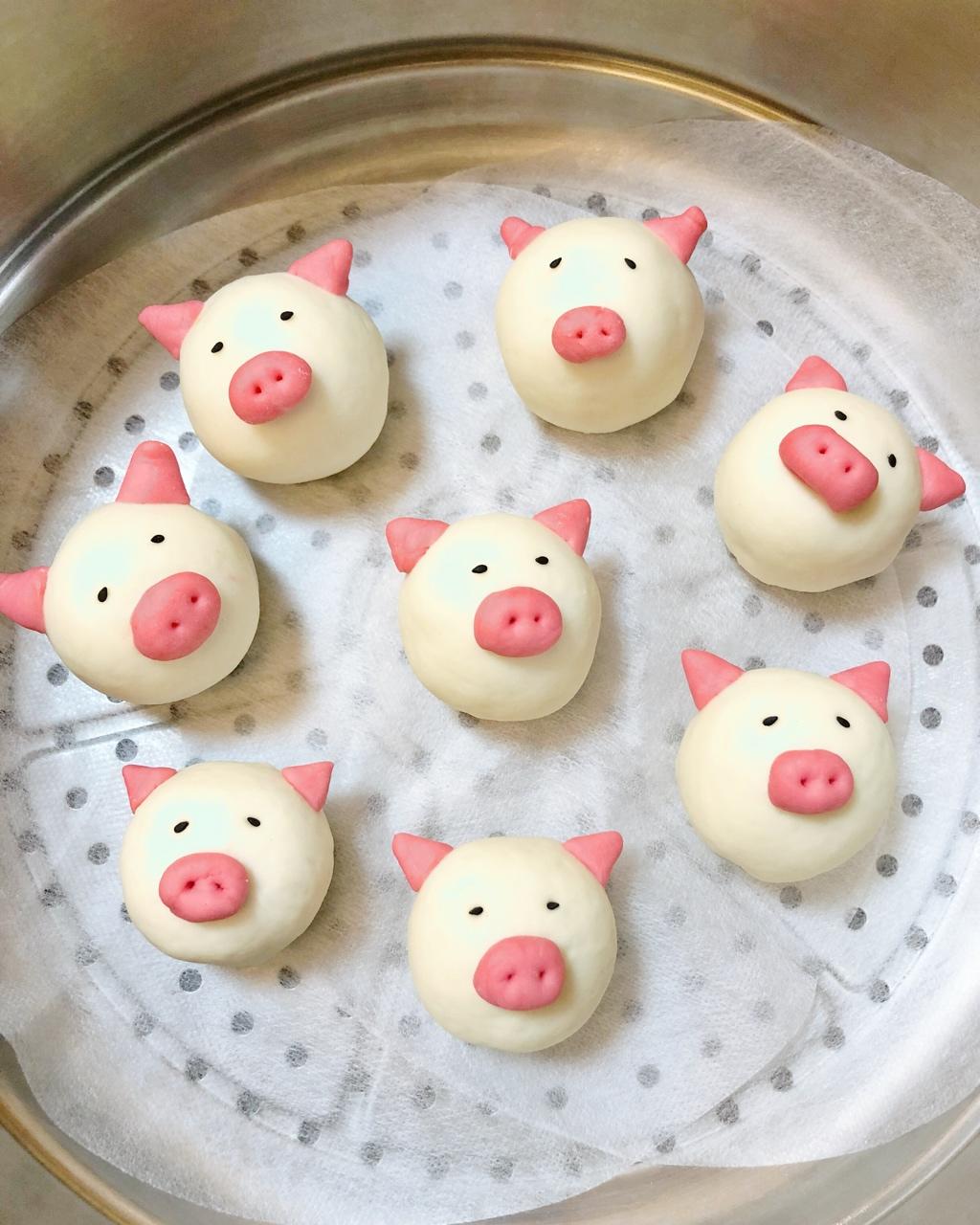 小猪奶黄包