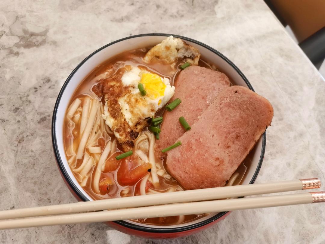 番茄浓汤捞面🔥绝绝子的中式早餐汤面✅