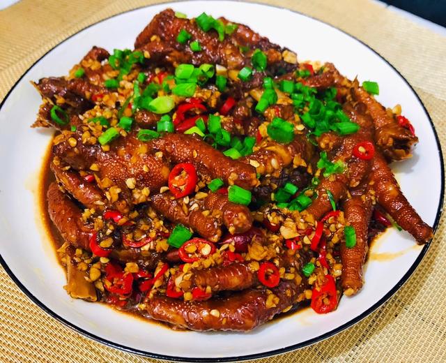 香辣虎皮鸡爪 香辣虎皮鸡爪