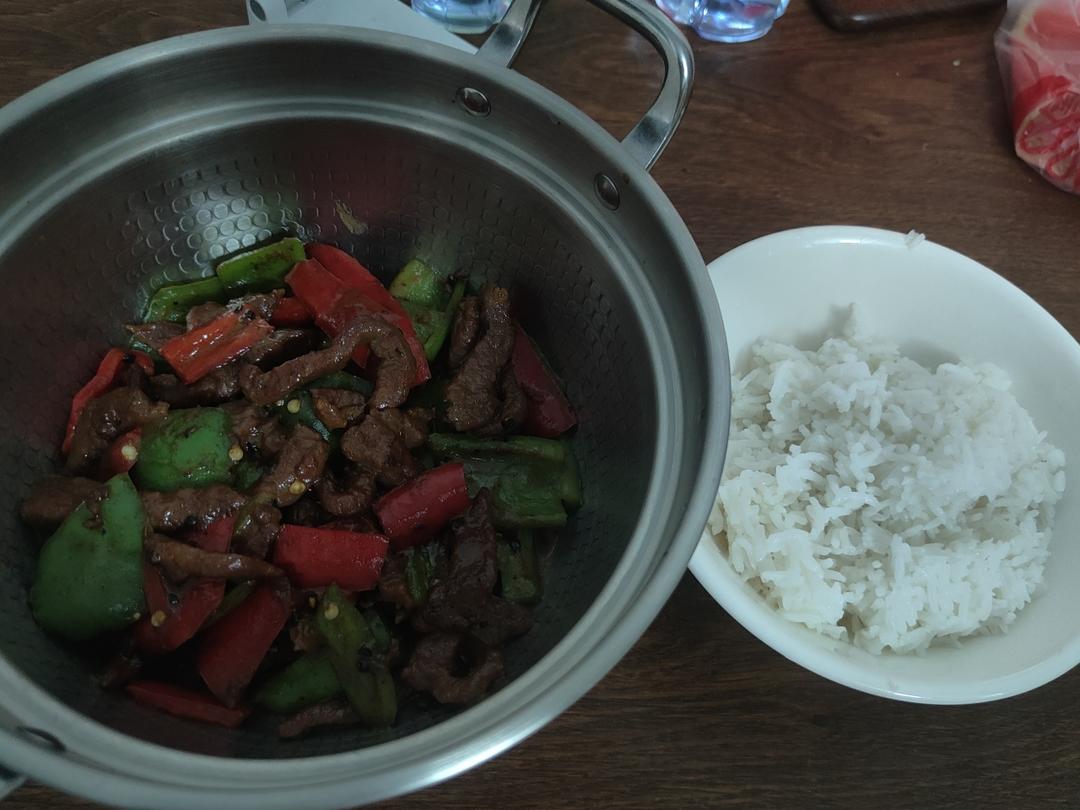 杭椒牛柳黑椒牛柳 终于找到炒出嫩牛肉的办法了 肉片肉丝都适用