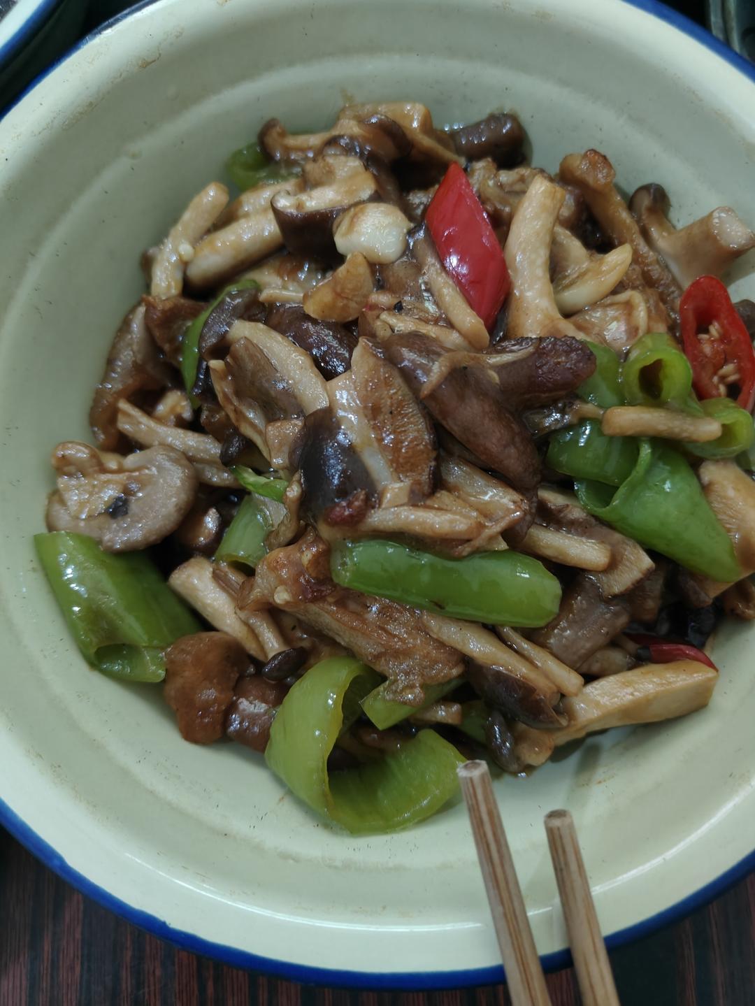 菌菇煲(杂菇煲)