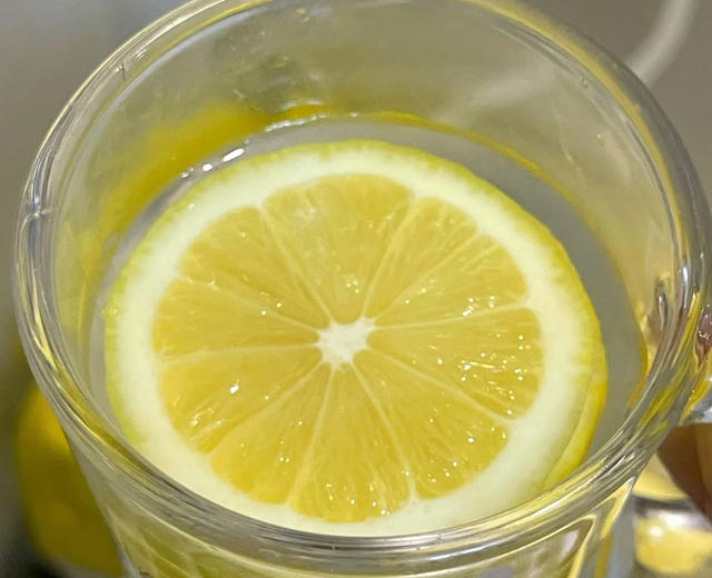 自制柠檬电解质水