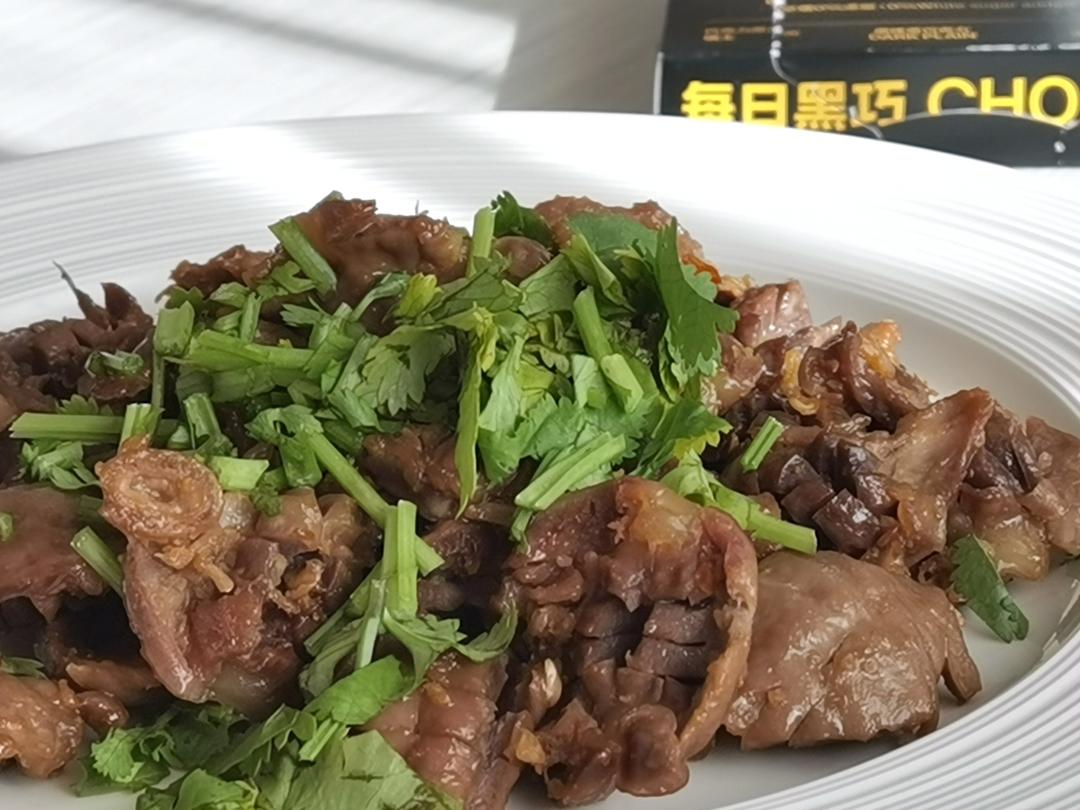 小米椒爆鸡胗
