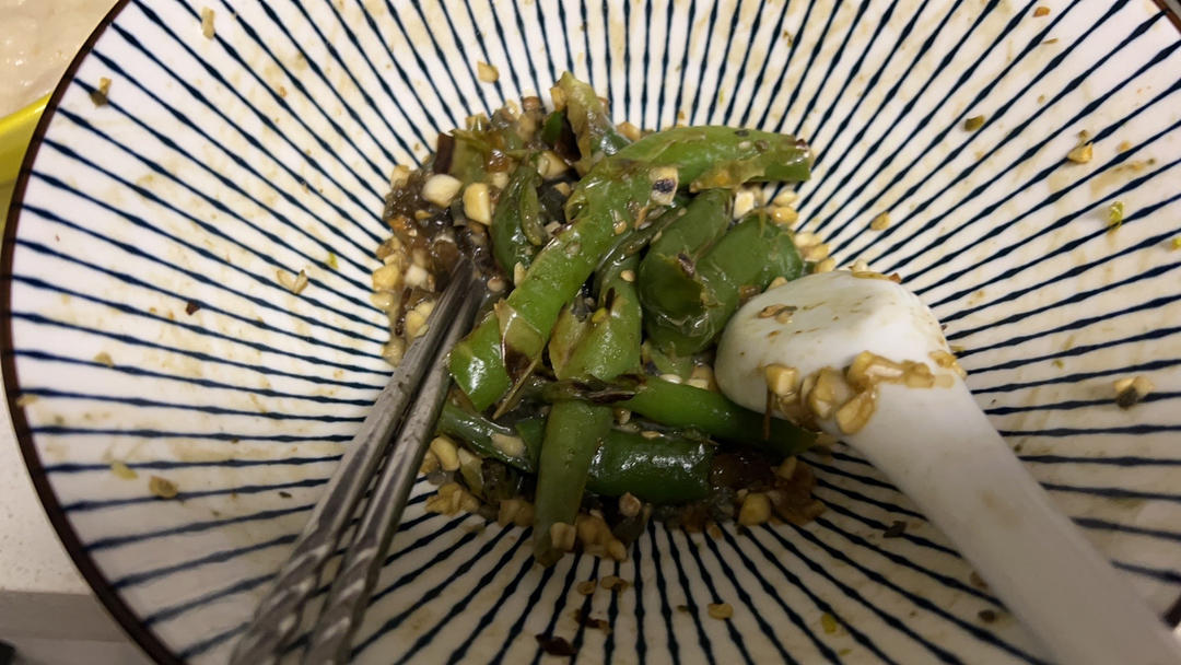 【正宗湘菜】擂辣椒皮蛋