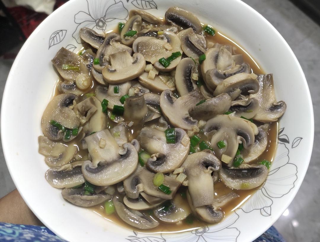 素炒口蘑（快手家常菜）