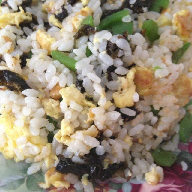 低卡瘦身紫菜蛋炒饭