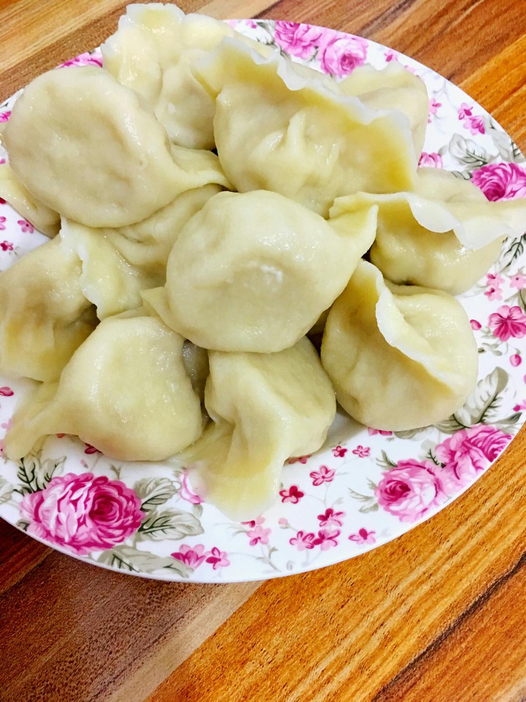 迩永远卟懂做的白萝卜鲜肉水饺