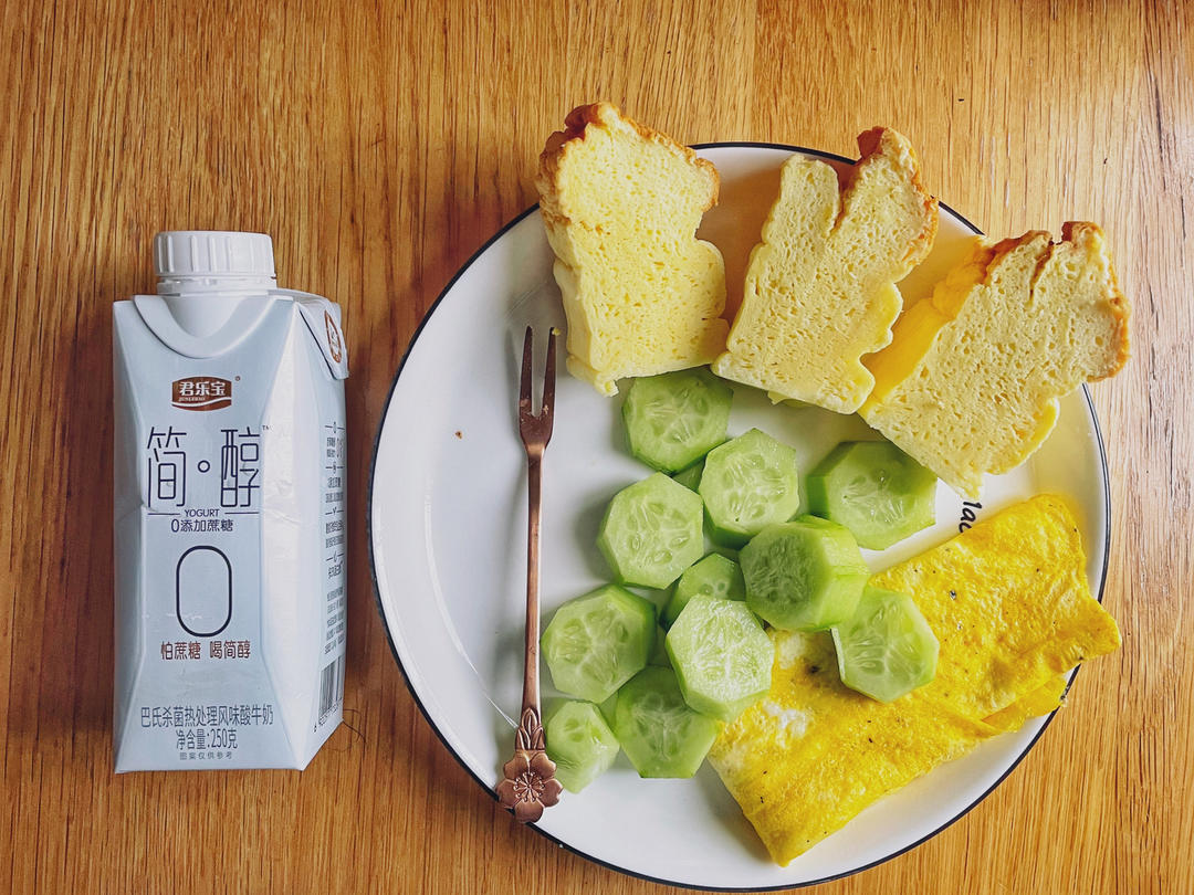 自制酸奶无油低卡伪芝士轻乳酪蛋糕