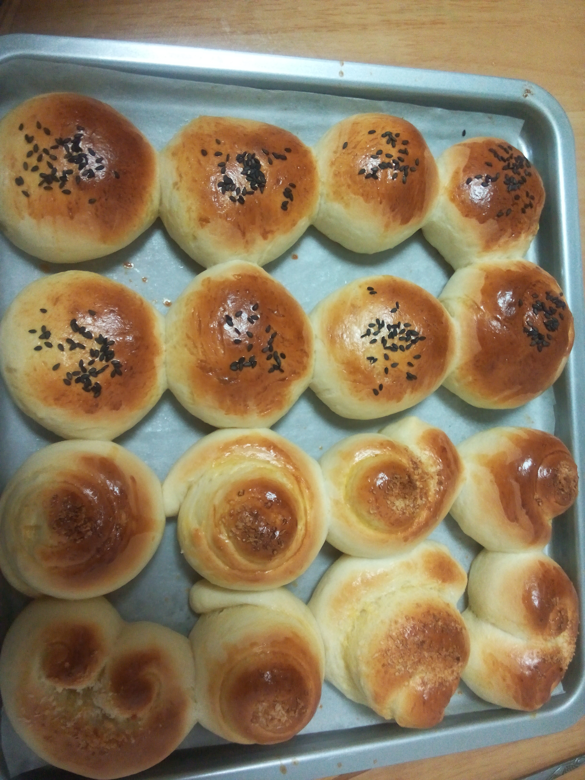 名字叫馒头的蜂蜜面包！