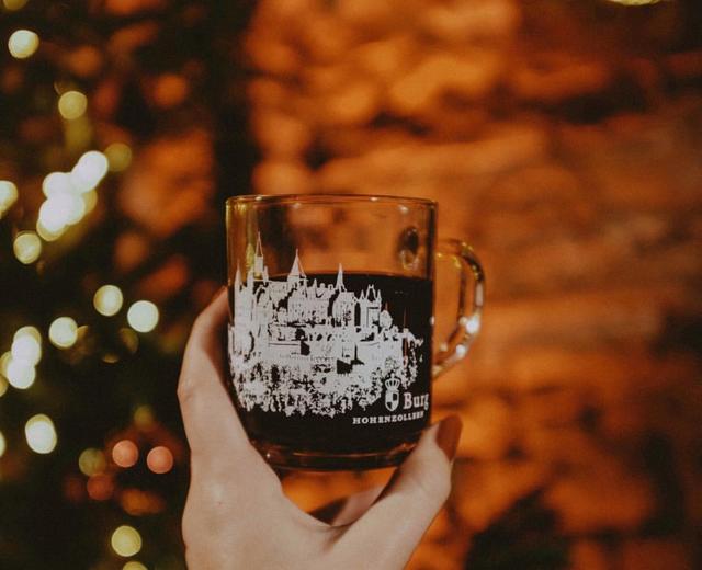 圣诞热饮：热红酒Gluh Wein