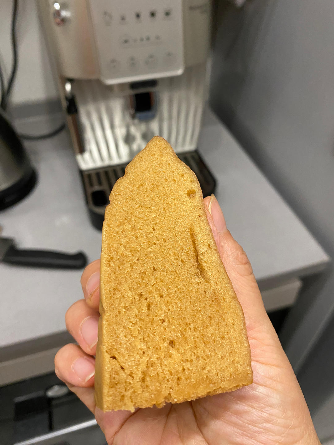 马拉糕，软糯弹韧，香甜细腻，和一般发糕不一样