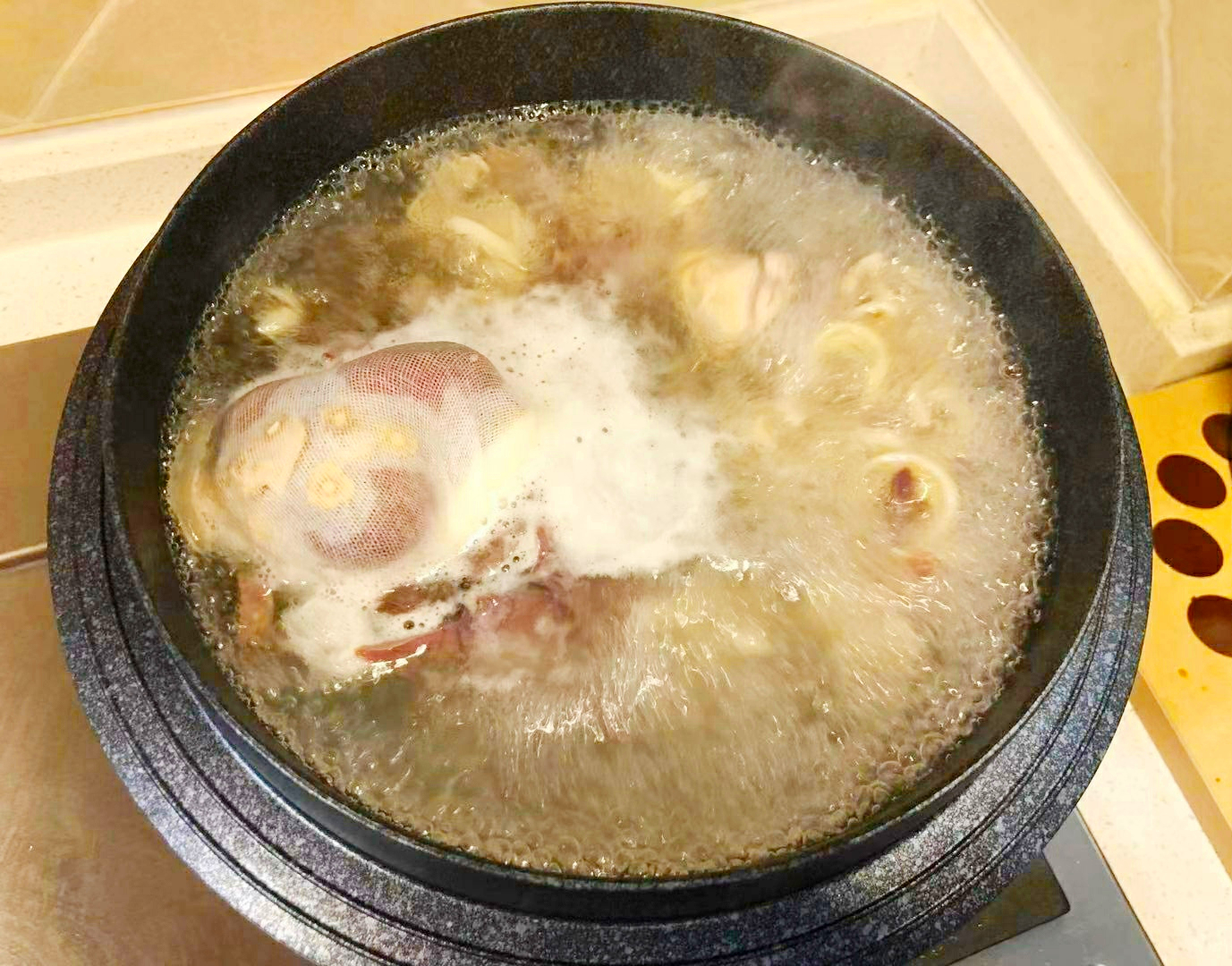 【楊肉肉】冬季滋补羊杂汤的做法 步骤5