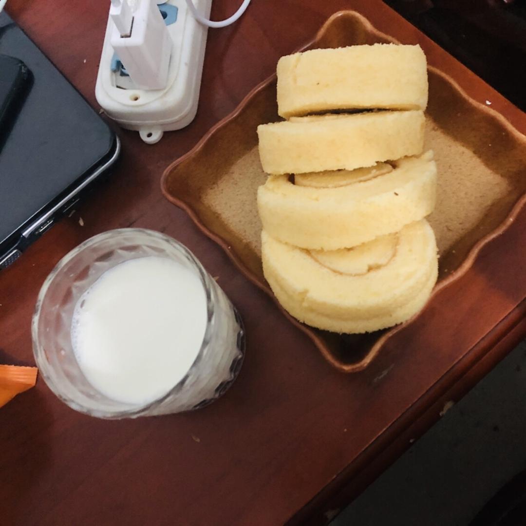 原味蛋糕卷