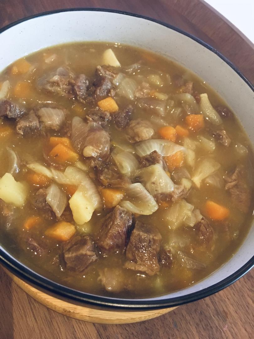 咖喱土豆炖牛腩：牛肉这样炖，保证不塞牙