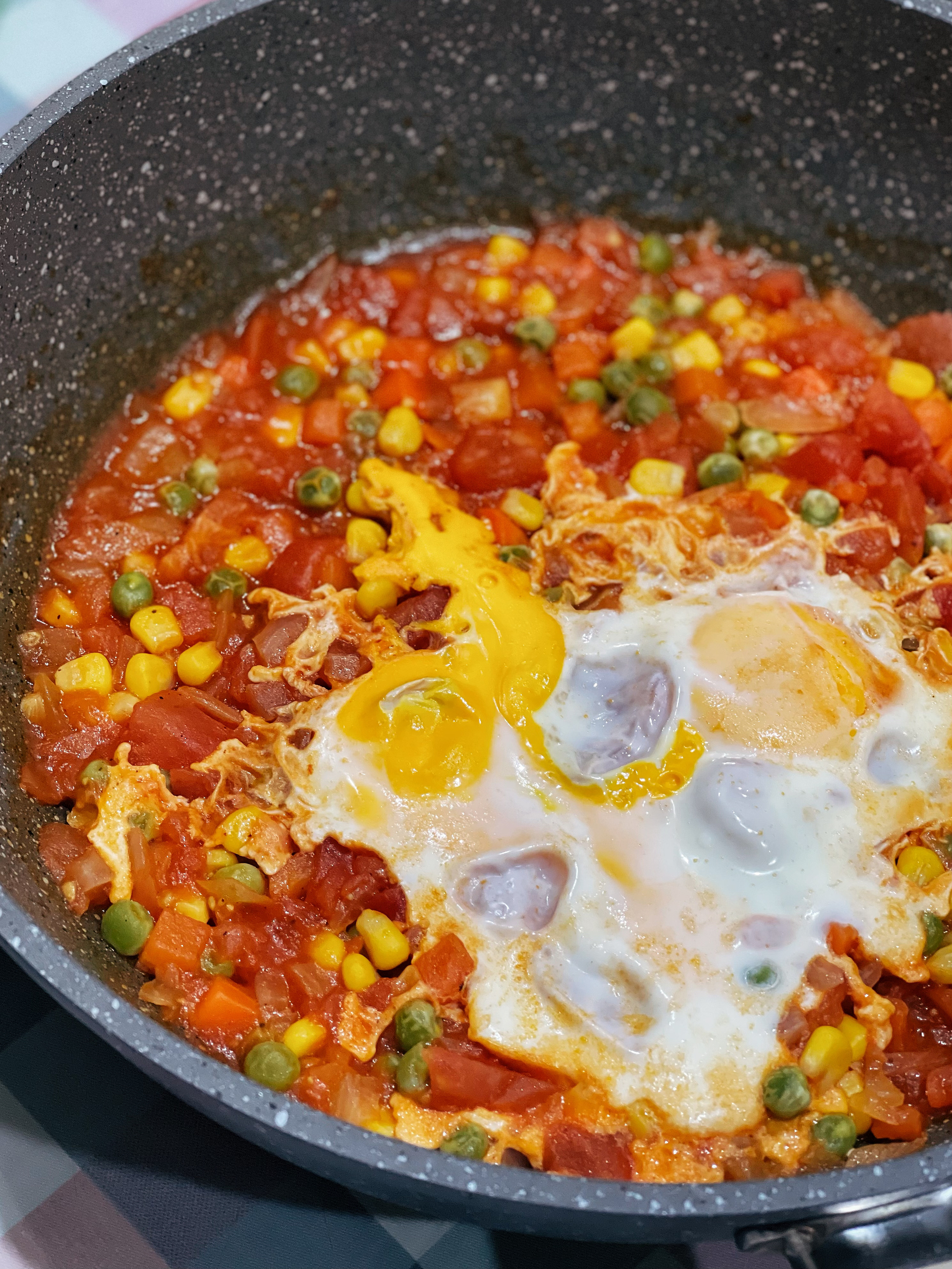 10分钟做一锅北非蛋，有啥放啥都好吃！