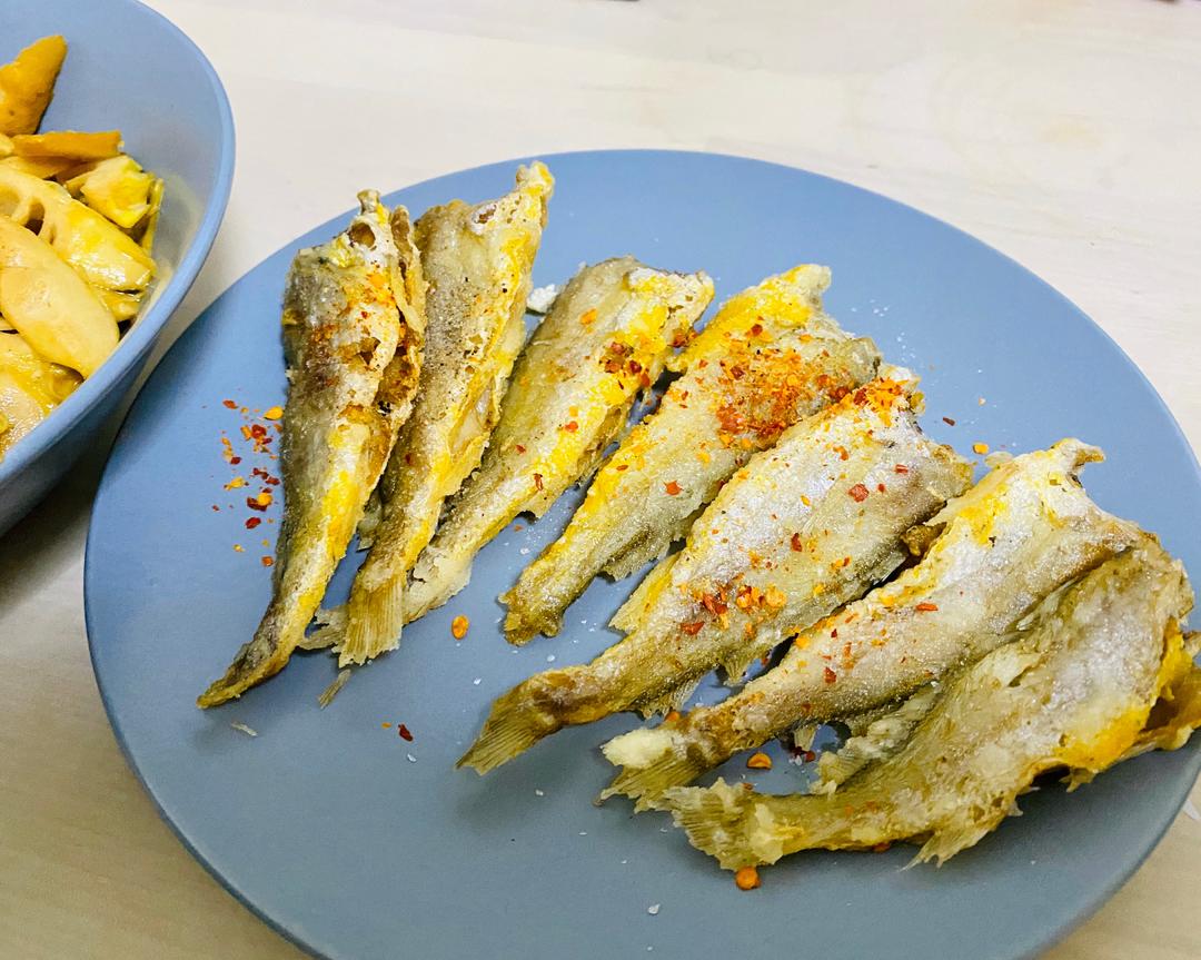 酥炸小黄鱼