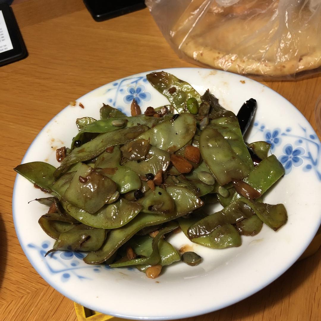 清炒扁豆角、架梅