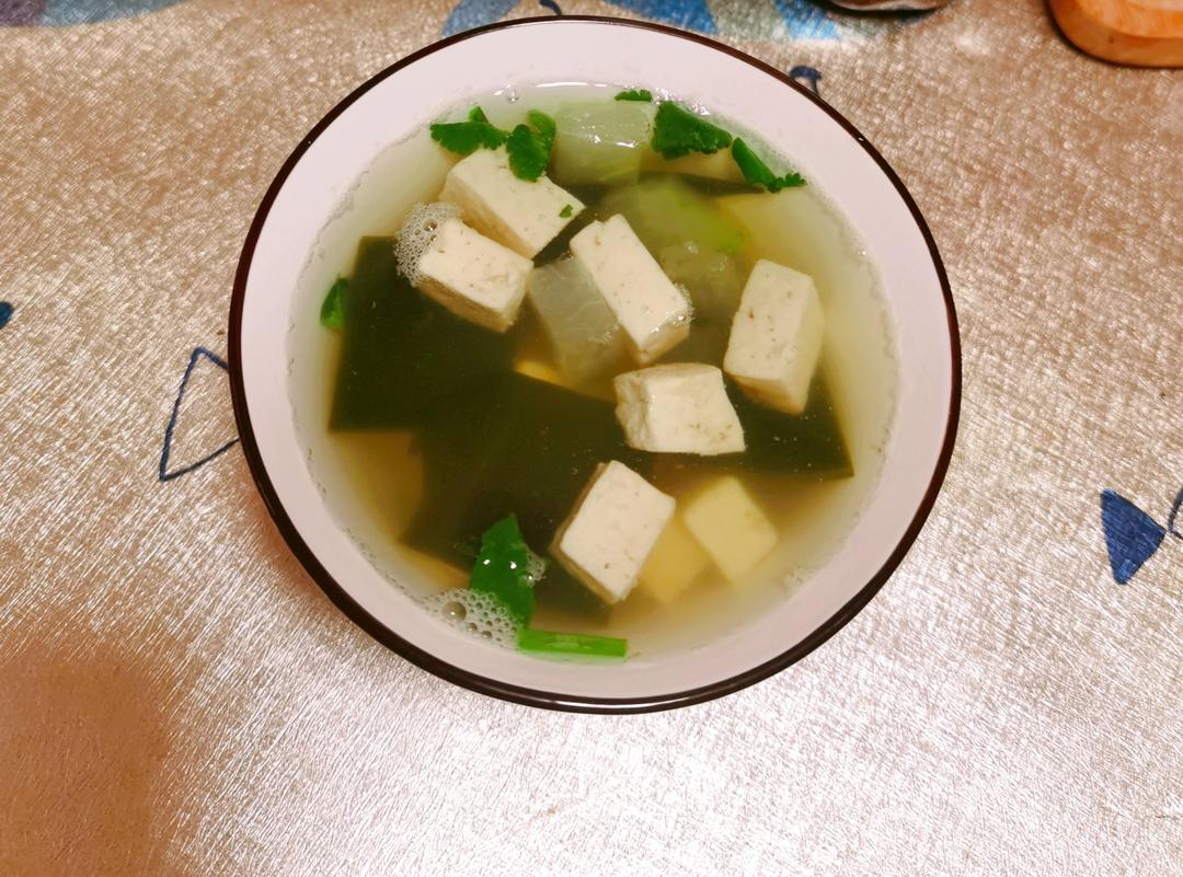 排油减脂海带豆腐汤