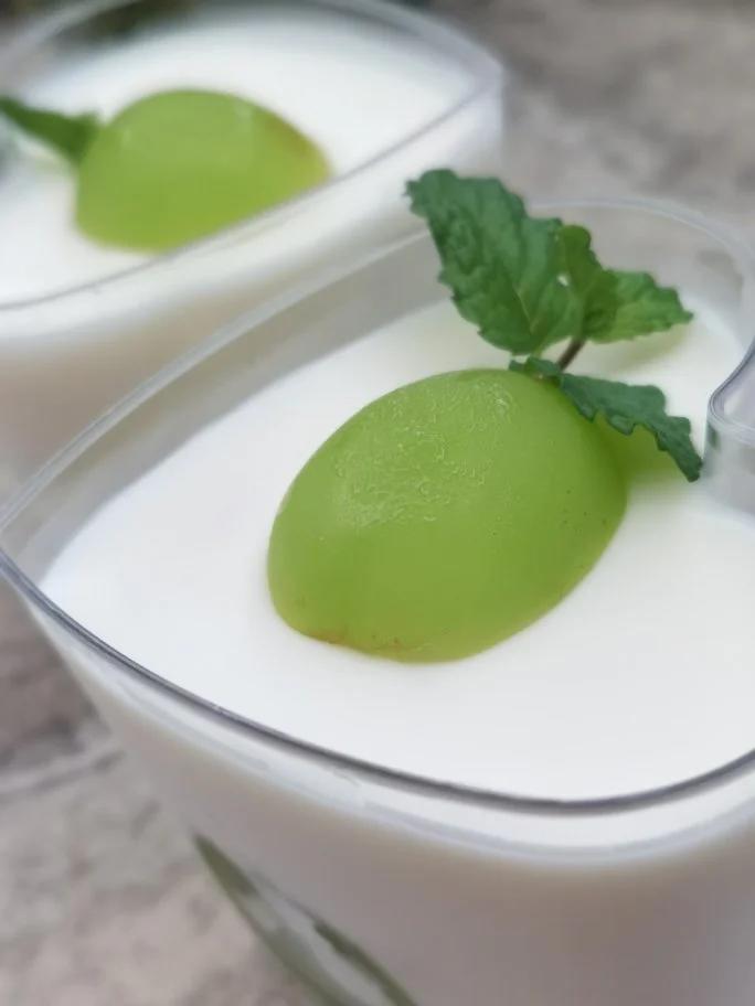 小嶋老师的酸奶慕斯