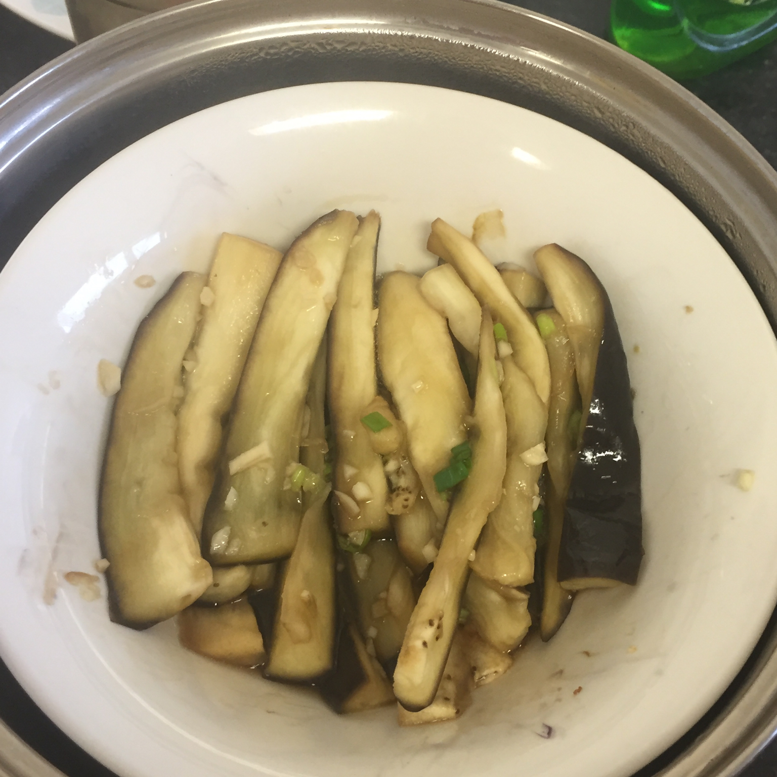 蒜泥手撕茄子