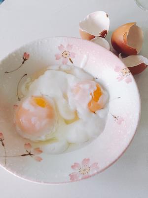焖烧杯半生熟蛋的做法 步骤4