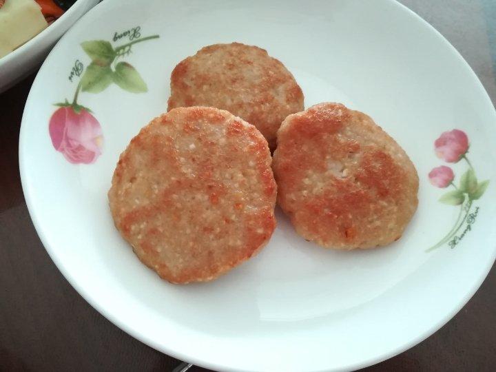 香煎马蹄肉饼
