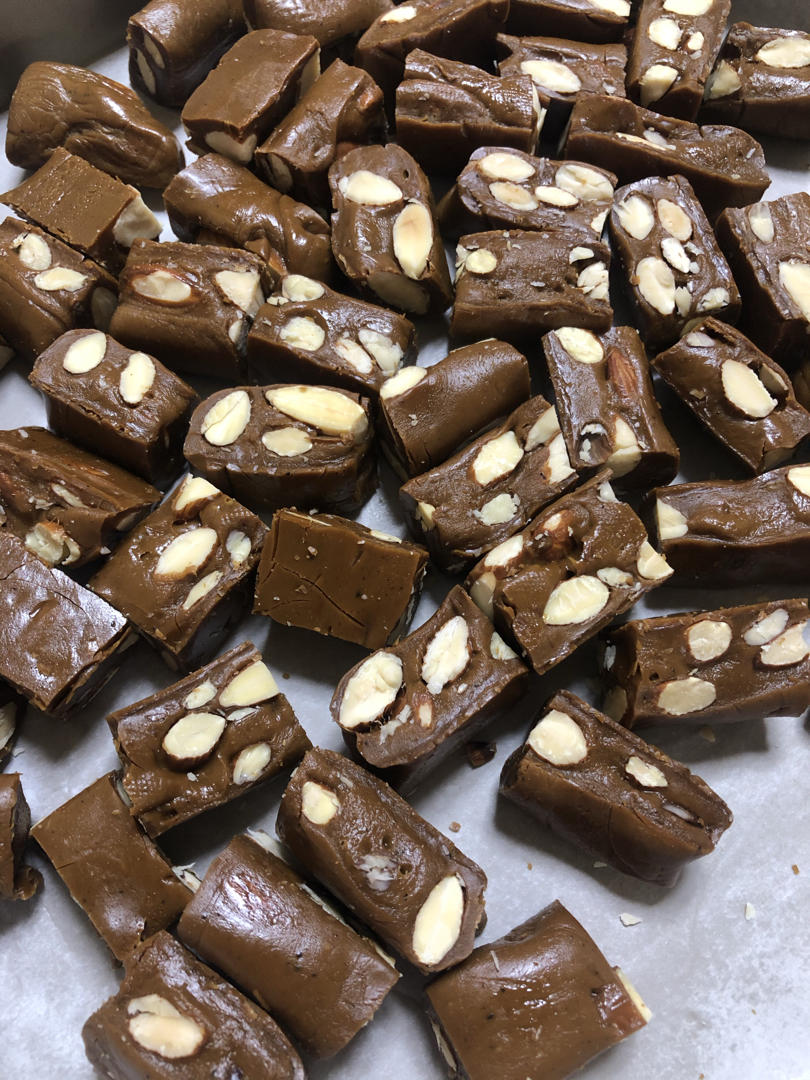 杏仁海盐/咖啡太妃硬糖-不粘牙