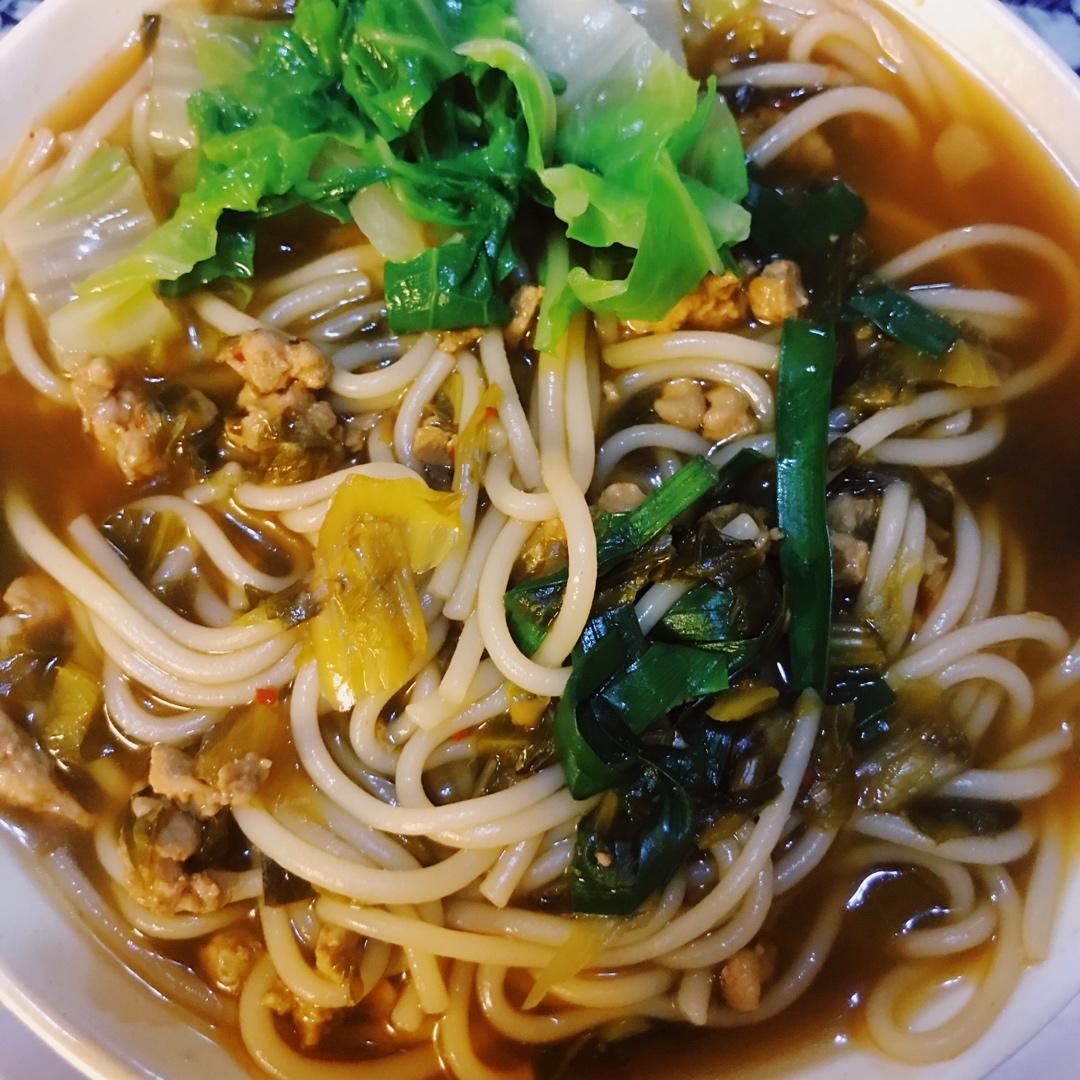 昆明小锅米线（视频在最后）