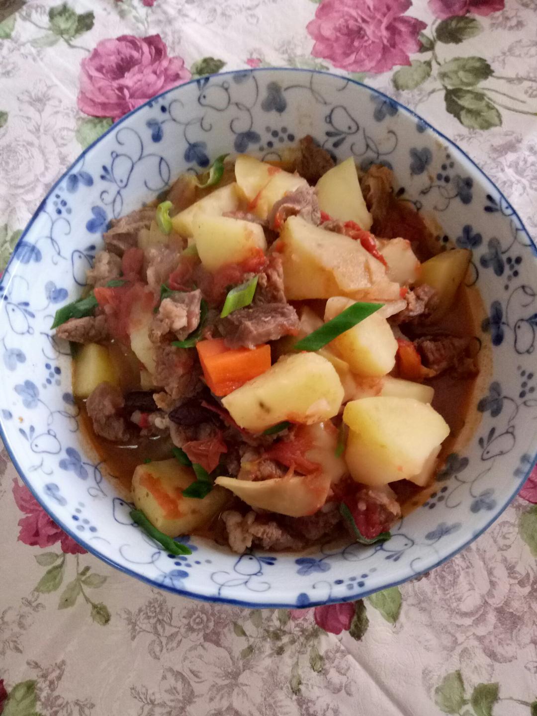 红烧牛肉土豆 （独家秘制）