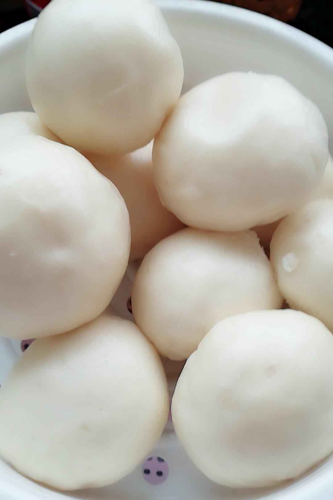 手可摘星辰abc做的广式馒头(刀切,圆形.馒头.附视频.一次性发酵)