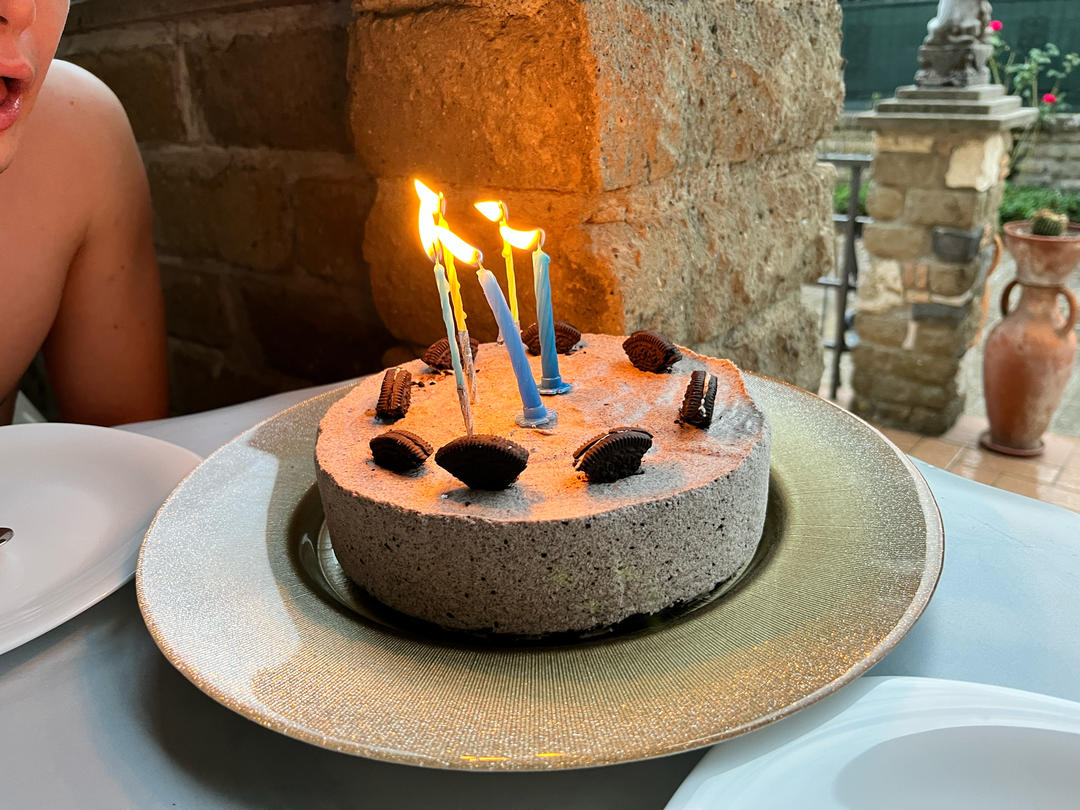 【奥利奥冻芝士蛋糕】拯救新手的免烤美味甜点