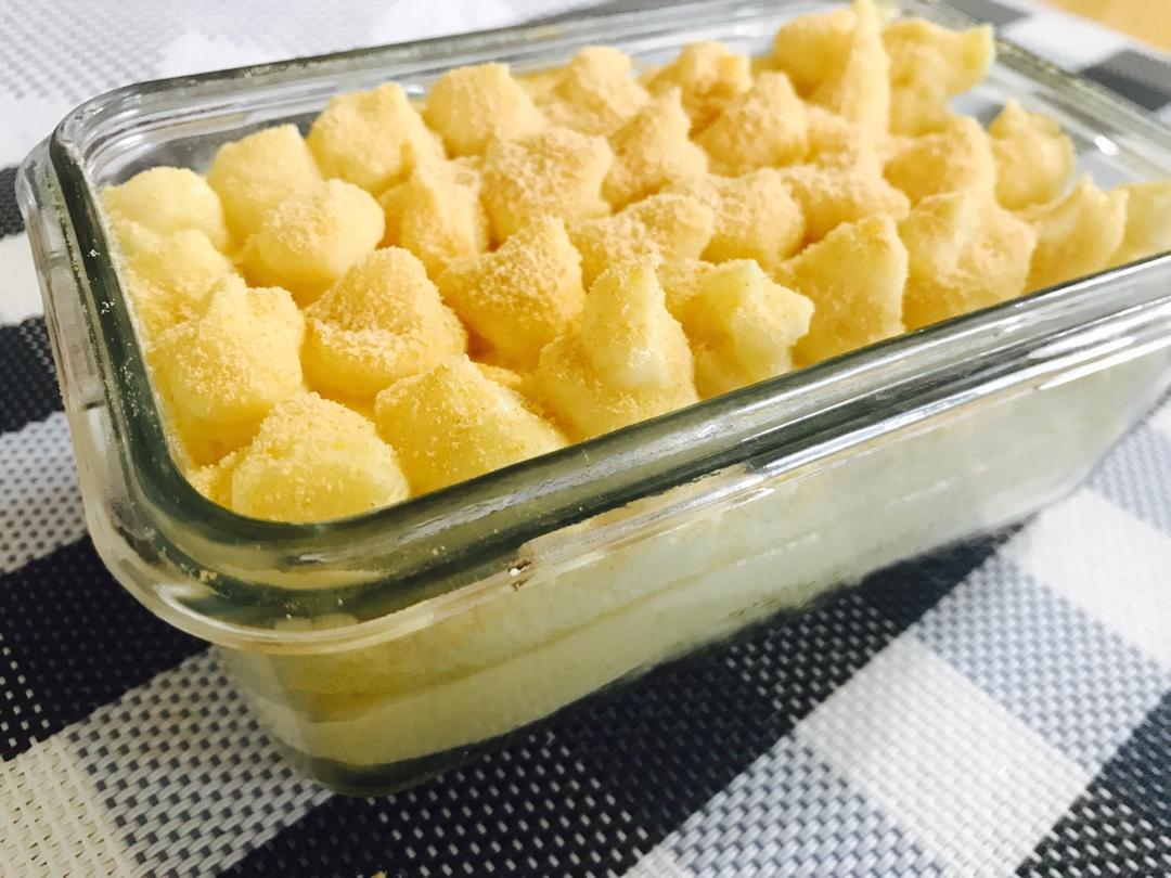 飞飞要吃饭做的适合健身人士的甜品—低脂豆乳盒子