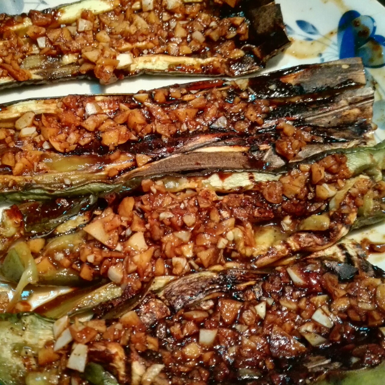 蒜味烤茄
