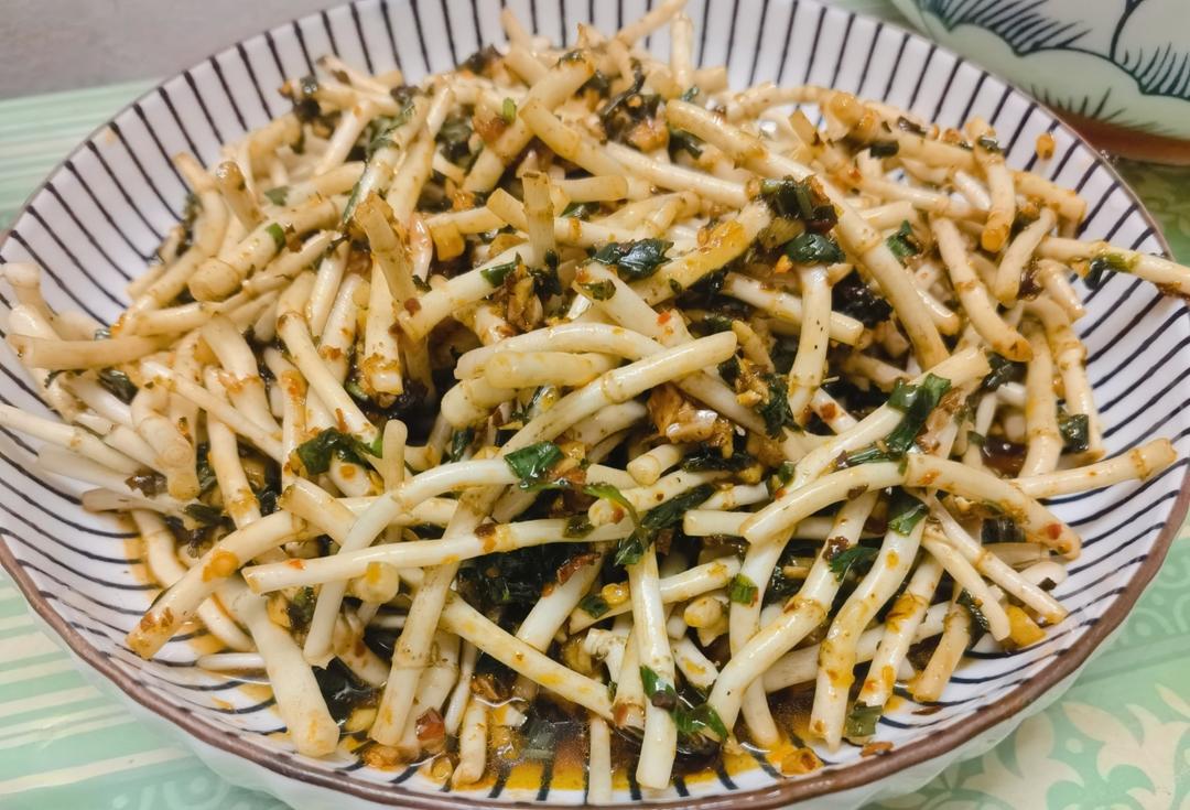 凉拌折耳根的做法