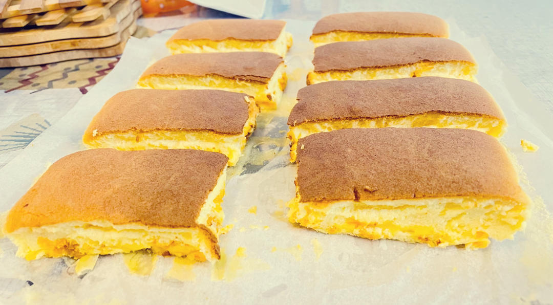 咸蛋黄芝士古早蛋糕