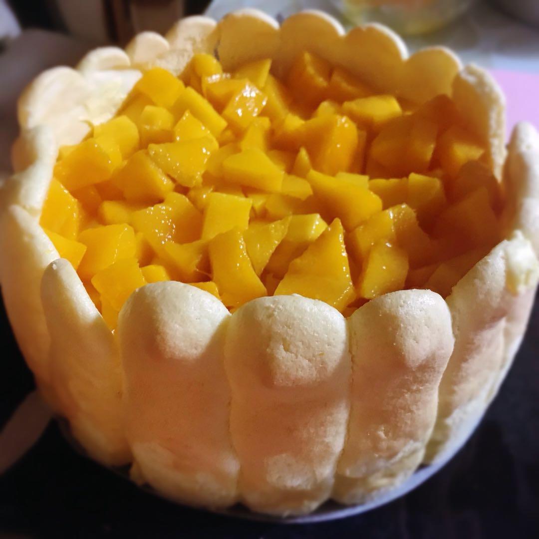 草莓夏洛特