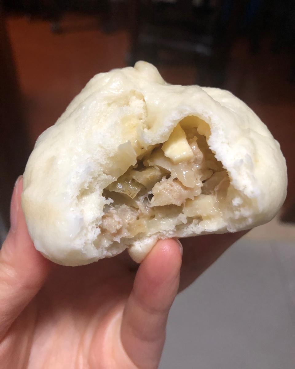 榨菜鲜肉包子