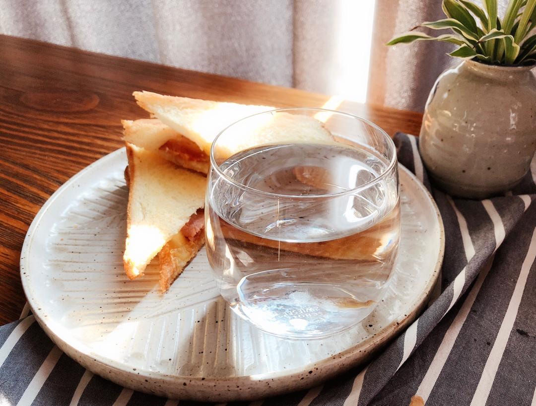 大龄文艺女青年的早餐：10分钟三明治