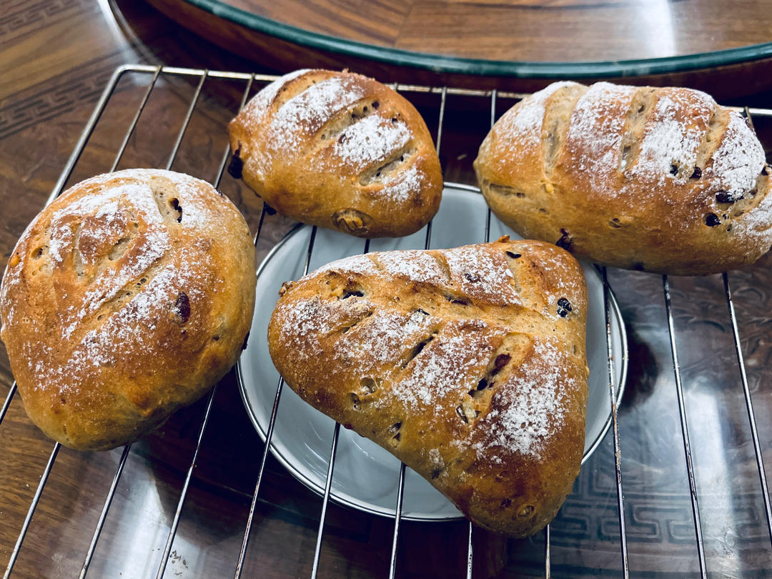 核桃蔓越莓全麦软欧包