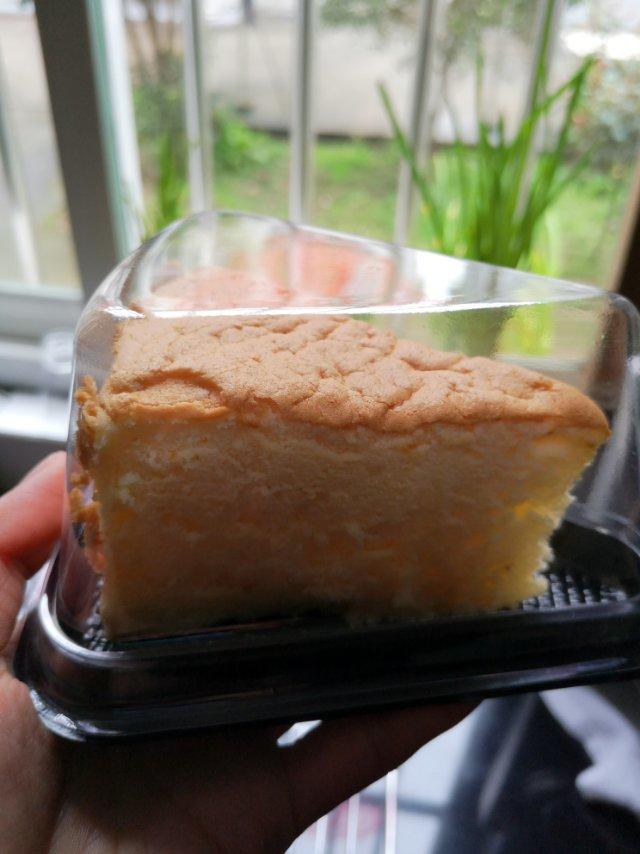 烤箱做蛋糕（戚风蛋糕的做法）