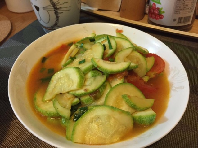西葫芦烩番茄