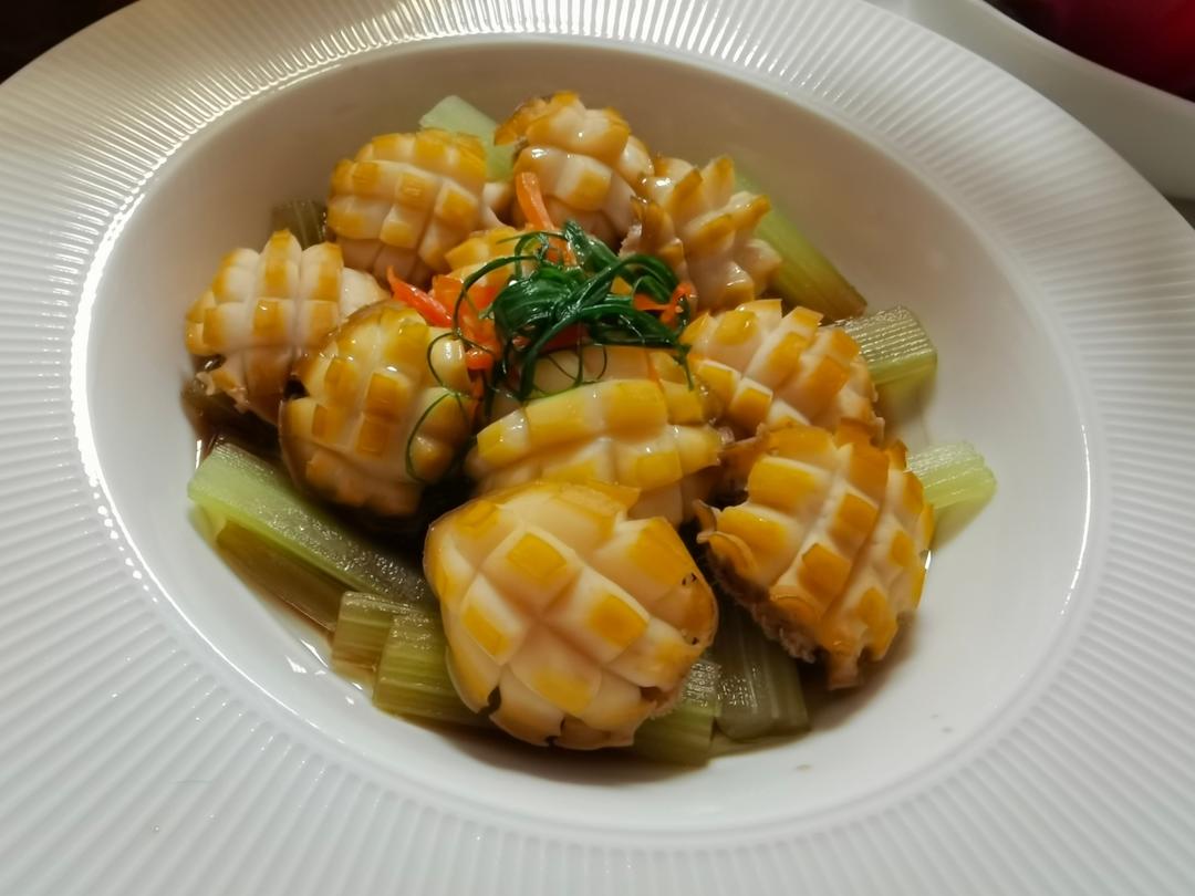 欢喜做年菜：葱香豉油灼鲜鲍