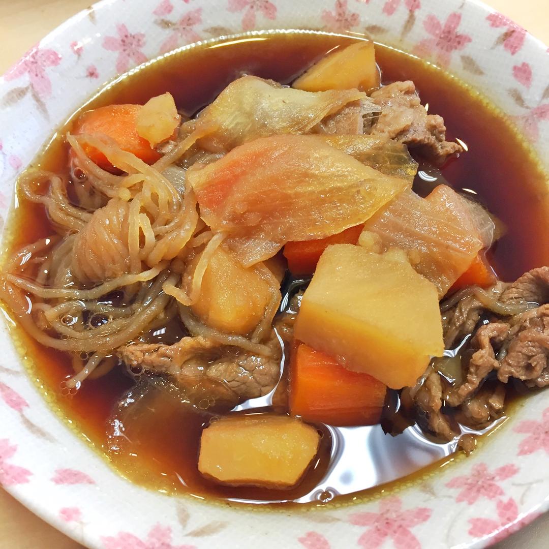 日式土豆炖牛肉（肉じゃが）